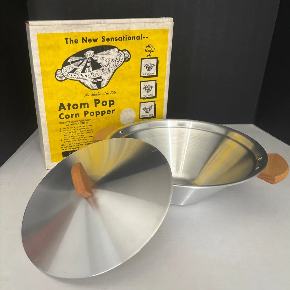 ORIGINAL Atom Pop No-Shake No-Stir Stove Top Corn Popper Wood Handles VTG 60s